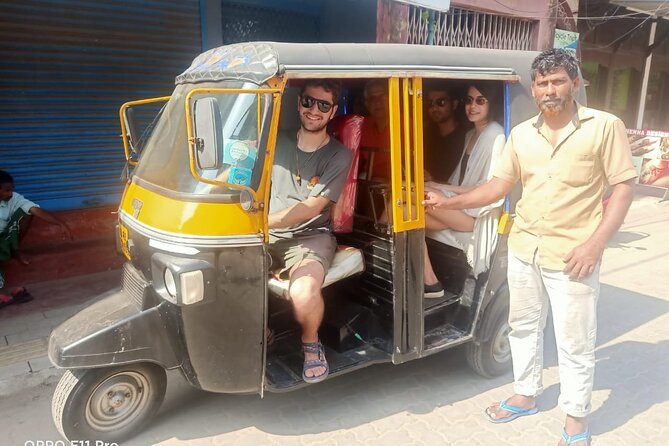 4 Hour Private Tuk Tuk Tour in Kochi From Cruise terminal - The first 30 minutes: crossing into Fort Kochi territory