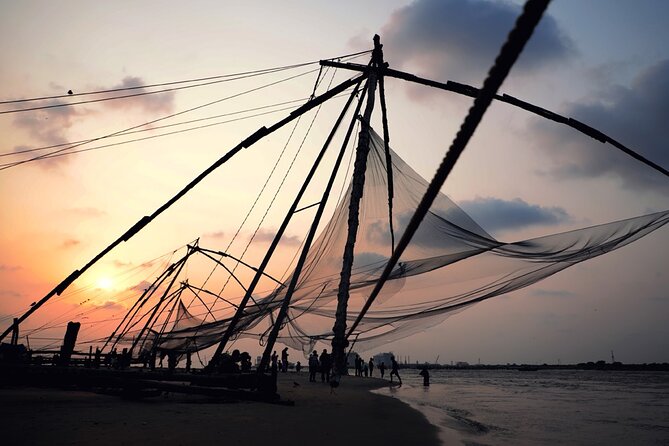 5 Days Luxury Kerala Tour with Houseboat Experience - Day 5: Kochi handoff with optional Fort Kochi-style sightseeing