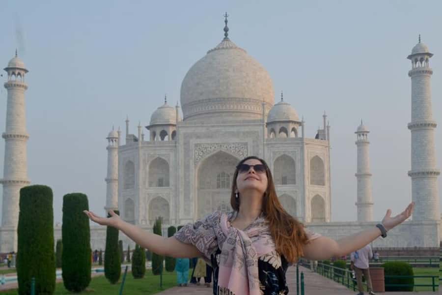 Agra: Taj Mahal Skip-the-Line Entry Ticket - Timing: sunrise is beautiful, and it can reduce stress