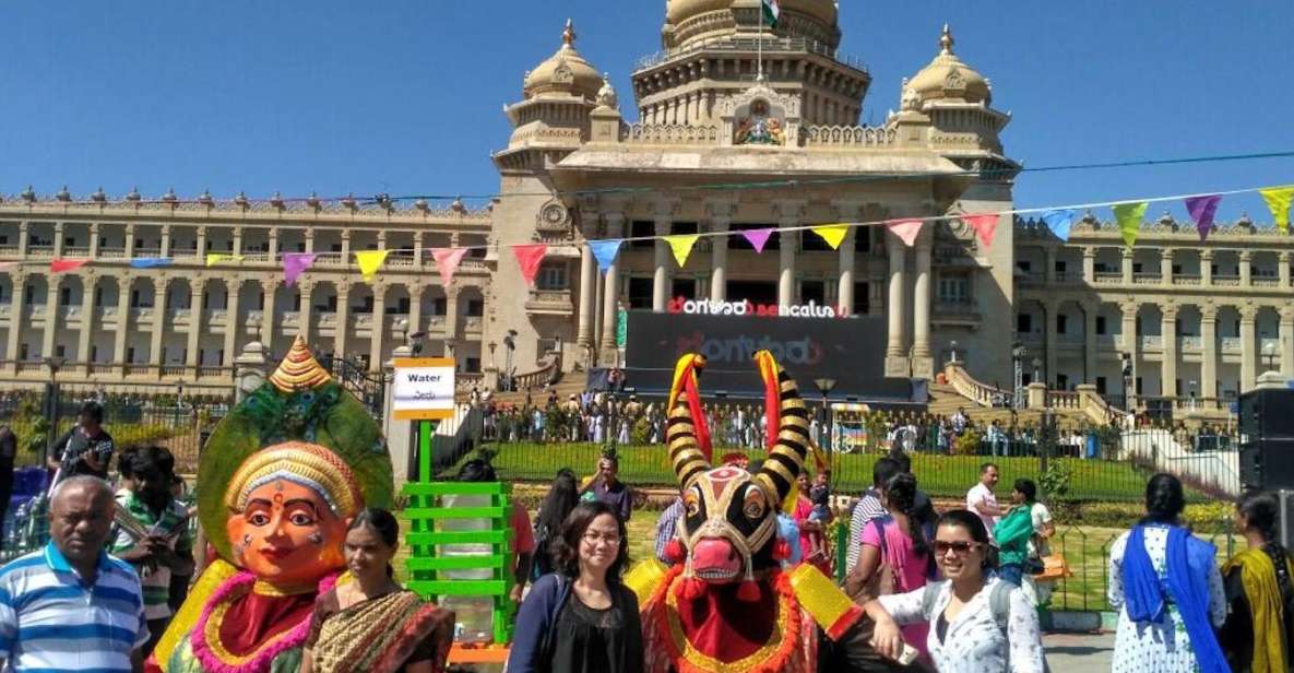 Bangalore: Full-Day Private City Tour with Lunch - Lalbagh Botanical Garden: more than shade and flowers