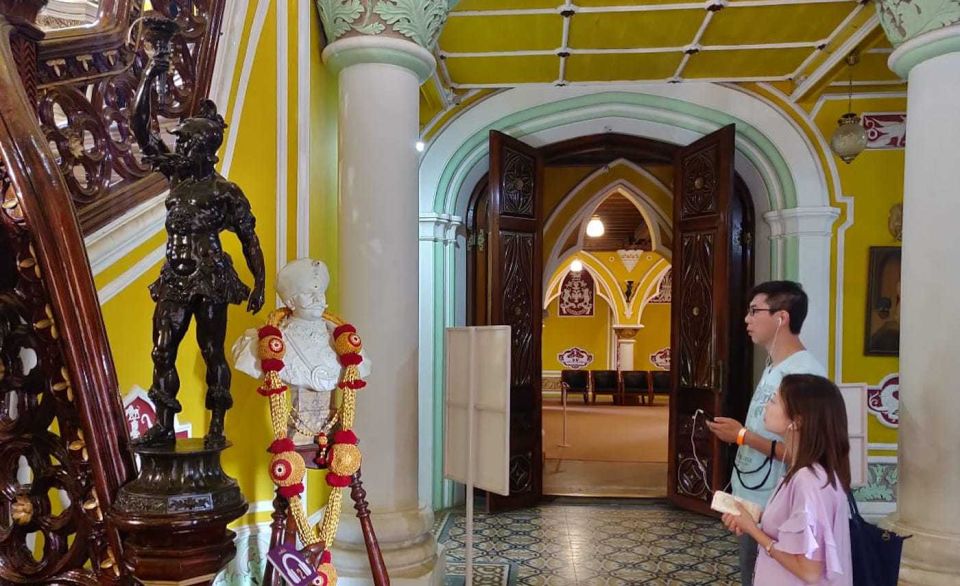 Bangalore: Full-Day Private City Tour with Lunch - Nandi Bull Temple (Basavanagudi): Dravidian devotion you can spot fast