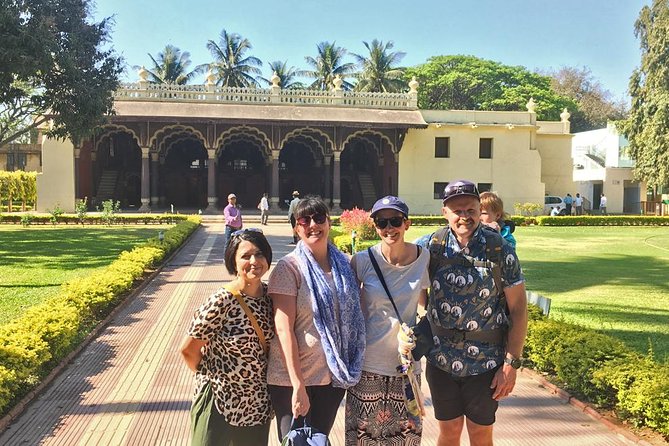 Bengaluru Pete City Market Half-Day Walking Tour - Nagarathpete breakfast/brunch: dosas, chutney, and real local rhythm