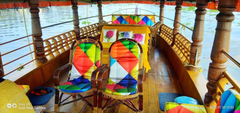 Cochin : Alleppey/Alappuzha Backwater Canoe (Shikara) Cruise - Guide Optional: When It’s Worth Paying More