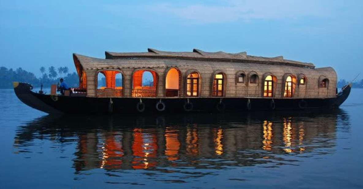 Cochin: Alleppey Backwater Private Day Cruise by Houseboat - The 2.5-hour backwater cruise: paddy fields, coconut palms, and the Venice comparison