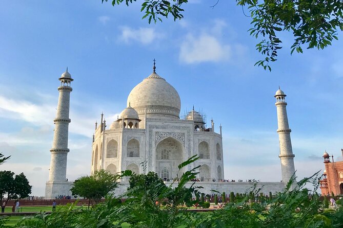 Day Trip to Taj Mahal and Agra from Chennai with Both Side Commercial Flights - A One-Day Taj Mahal Detour From Chennai (What This Trip Really Is)