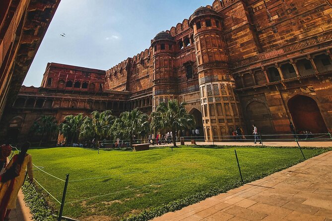 Day Trip to Taj Mahal and Agra from Chennai with Both Side Commercial Flights - The Included Craft Demonstrations: Marble, Zardozi, and Carpet Weaving