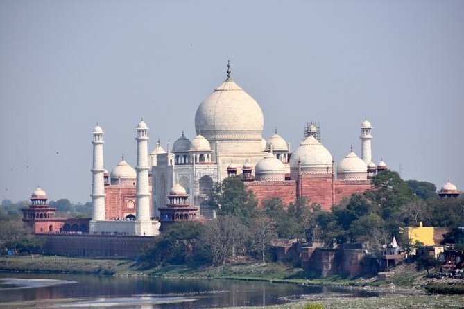 Day Trip to Taj Mahal and Agra from Hyderabad with both side Commercial Flights - Lunch, drinks, and your energy management