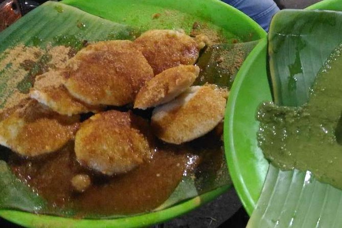 Delicious Food Trail: Explore Sowcarpet Market's Culinary Delight - What you’ll eat: chaats, sweets, cold drinks, and why it’s a smart mix
