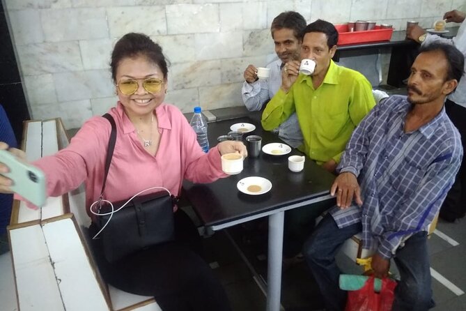 Evening Hyderabad Street Food Walk with Hyderabad Biryani - Stop 1 in Old City: Biryani Sets the Tone at the 6 PM Start
