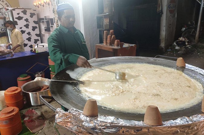 Evening Hyderabad Street Food Walk with Hyderabad Biryani - How to Eat Smart on a Street-Food Walk (Without Overdoing It)