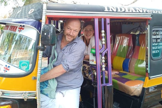 Explore Kochi by Tuk Tuk (book 1 adult & 2 go free (local only) - Mattancherry in One Hour: Palace, Jew Town, Jain Temple, and Street Life