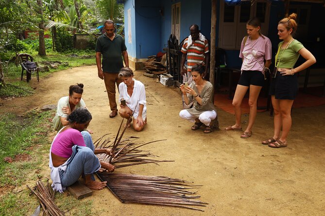Full Day Backwater Village Punting Boat Cruise - Kochi to Vaikom: the air-conditioned start that protects your energy