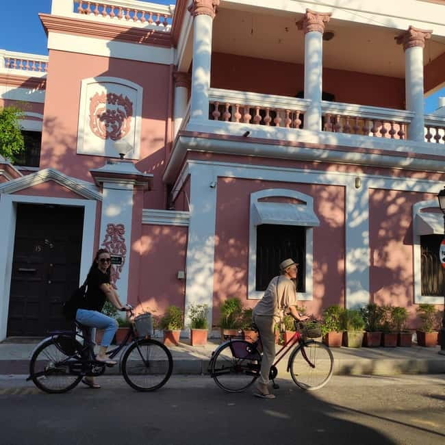 Heritage Bike tour of Pondicherry - Meeting at Pondicherry Beachescapes: bikes, hot drink, and a calm start