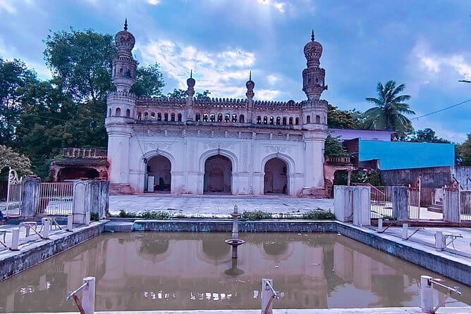 Hyderabad Highlights Guided City Tour and Chai Experience - Key highlights at a glance