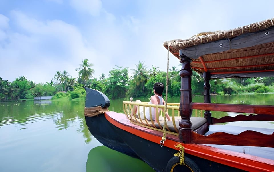 Kerala: Alappuzha River Cruise with Village Walk - The village walk: culture you can actually stand in