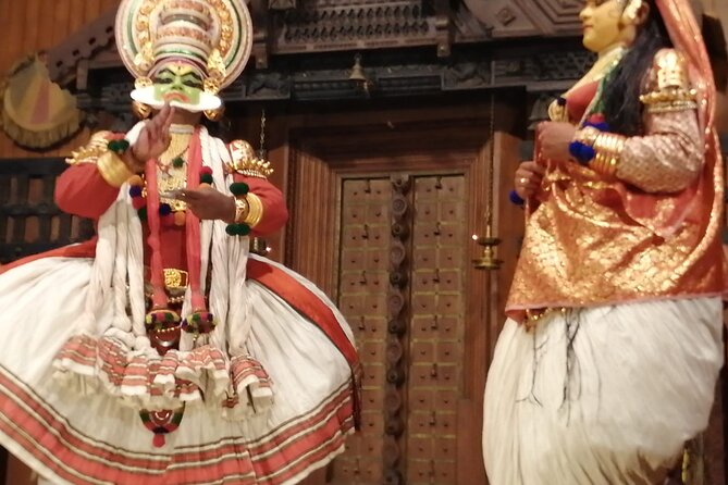 Kerala Beauty, Kochi with Alleppey Houseboat Cruise -03 Days Tour - Tickets and Practical Budgeting for Churches and Palaces