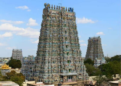 Madurai: Heritage & Cultural Trails Guided Walking Tour - Thirumalai Palace from outside: a classic mix of styles
