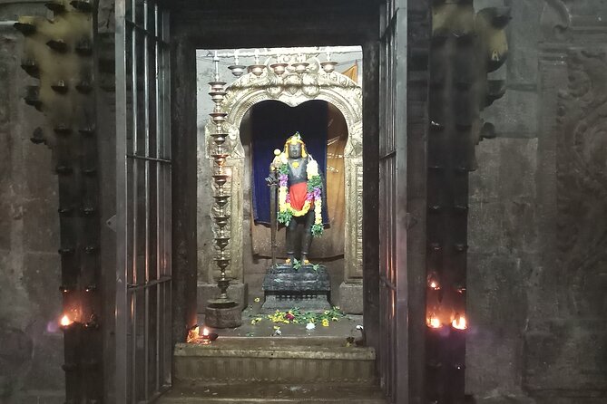 Madurai Walks : City Highlights Temple and Market Tour - Puthu Mandapam: the short stop that resets your brain
