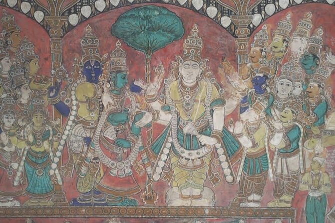 Madurai Walks : City Highlights Temple and Market Tour - Aayiram Kaal Mandapam: where history meets measured scale