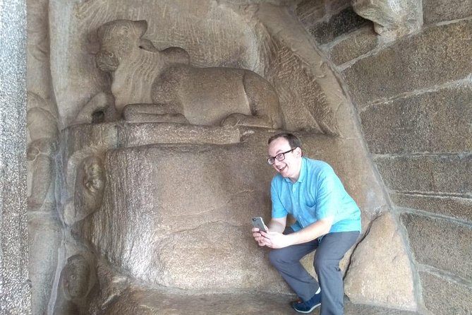 Mahabalipuram & Kanchipuram by tourism ministry approved company - Krishna’s Butter Ball: Gravity-Proof Stone, Plus a Quick Reality Check