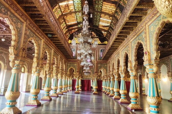 Mysore Palace + Jaganmohana Art Gallery + Devaraja Market = Mysore Heritage Walk - Walking Mysore Palace-area heritage the right way