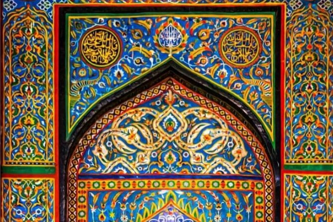 Old city Walking Tour in Charminar - Laad Bazaar and Nimrah Cafe: Shopping Time and a Chai Finish That Actually Feels Local