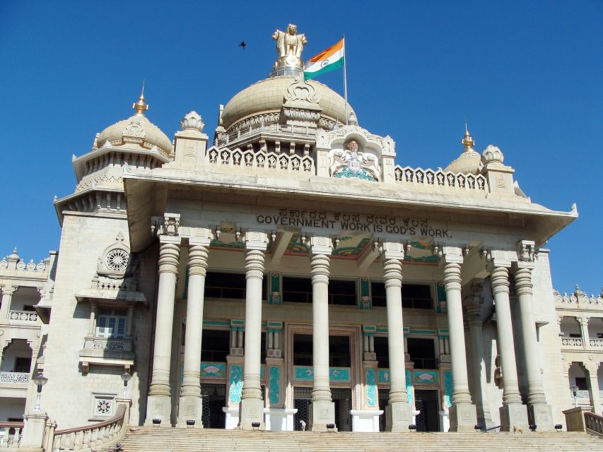 Private Full Day Bangalore City Tour - Bull Temple: Dravidian Architecture With Nandi at the Center