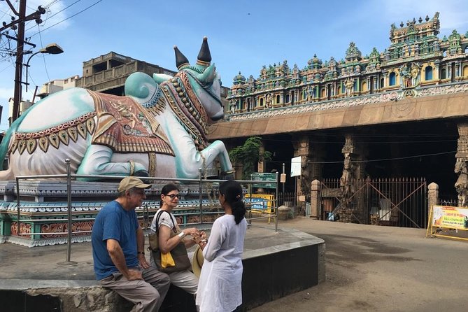 Private Once Upon A Madurai Trail Walking Tour - Starting at Meenakshi Amman Temple: the smart way to orient fast