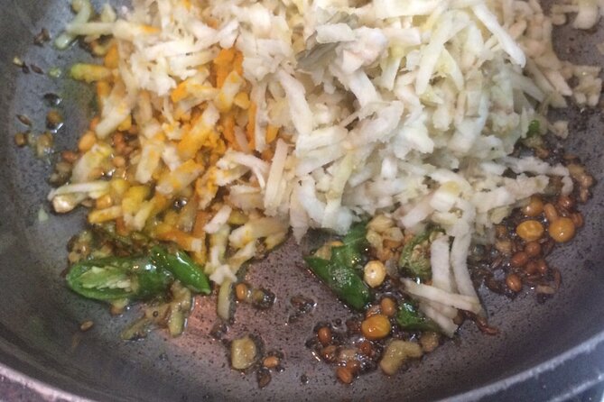 Private South Indian Tamil Cooking Class in Chennai with Srividya - Logistics you should plan for: timing, no pickup, and meeting point clarity