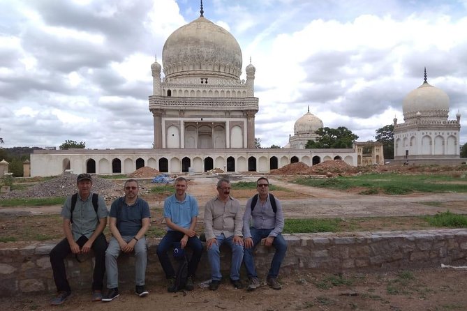 Private tour of Hyderabad with lunch for a cultural immersion - Qutub Shahi Tombs and Ibrahim Bagh: a garden you can read