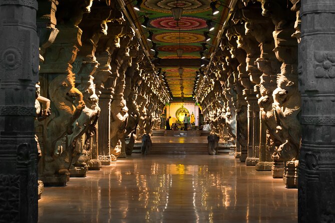Spiritual Trails of Old Town Madurai (2 Hours Guided Walking Tour) - After darshan at Shakti, focus on Shiva’s world