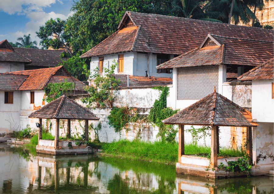 Spiritual Walk Tour Trivandrum (Guided Walking Experience) - A 2-Hour Spiritual Walk Starting at East Fort