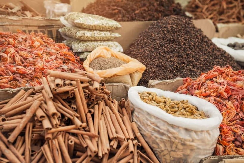 Stories of Jew Town: Guided Heritage Walk in Kochi - Price and pacing: what $12 buys in a 2.5-hour walk