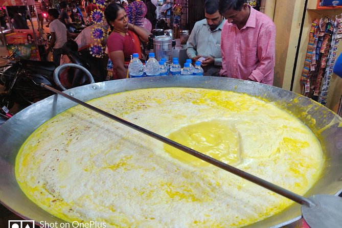 Street Food walking tour in Bangalore with a food evangelist - KR Market to V. V. Puram: the street-food route that helps you see Bangalore clearly