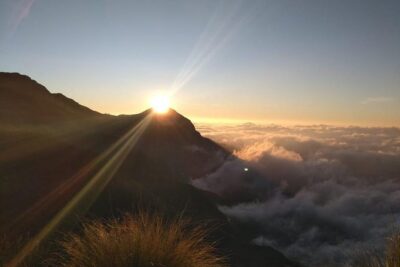 Sunrise Tour in Top Station, Munnar ( By Munnar Info) - Top Station viewpoint and the old rope-way angle