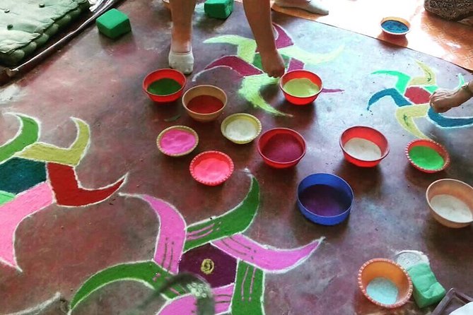 Traditional Kolam Class in Pondicherry - Sita Cultural Centre: A Simple Setting for Learning Real Craft