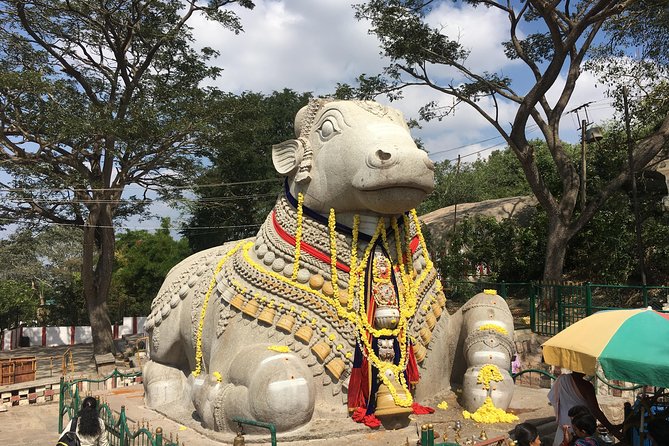 Treasures of Mysuru - day tour - Chamundi Hills and Chamundeshwari Temple: views with meaning