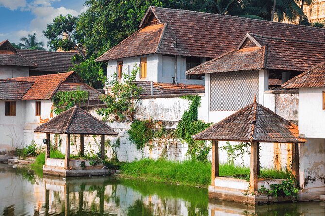 Trivandrum Walk of Divinity (2 Hours Guided Walk) - Price and logistics: small-group value with a couple of traps