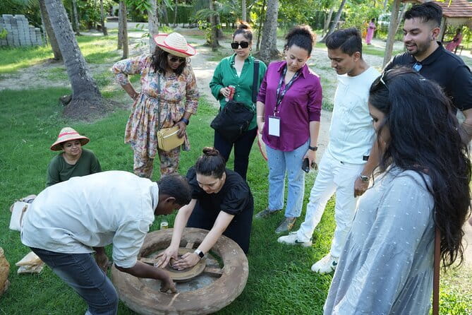 Village Bike Tour & Birdwatching - Breakfast meet-and-greet to finish by the water with Kerala-style food