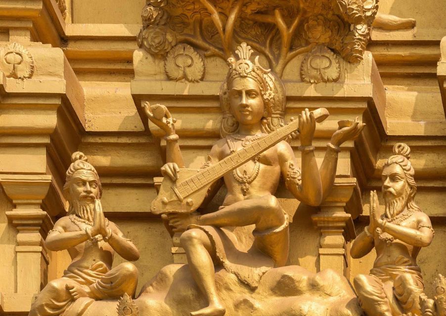 Walk of Divinity Bangalore (2 hours guided walking tour) - Gavi Gangadhareshwara Temple: Watch the Devotion Up Close