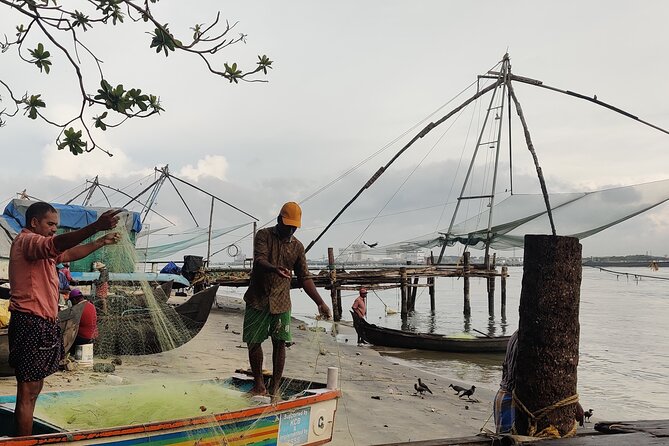 Walking Tour Of Fortkochi & Local Lunch - Portuguese, Dutch, and British architecture plus mixed faiths